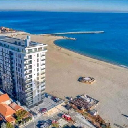 Faleza Nord Apartament De Lux Nou Pe Malul Marii 콘스탄차 외부 사진