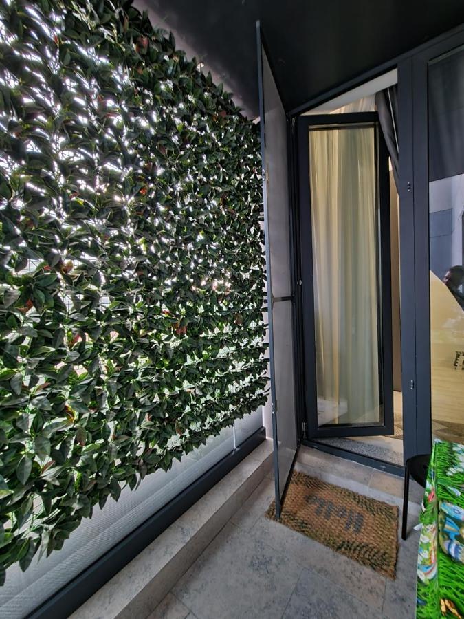 Faleza Nord Apartament De Lux Nou Pe Malul Marii 콘스탄차 외부 사진