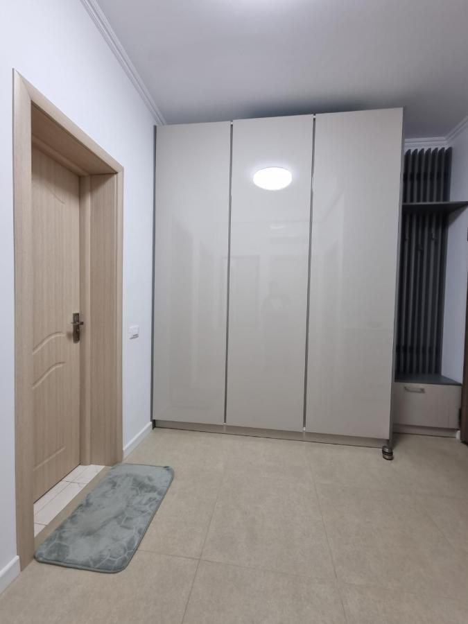 Faleza Nord Apartament De Lux Nou Pe Malul Marii 콘스탄차 외부 사진