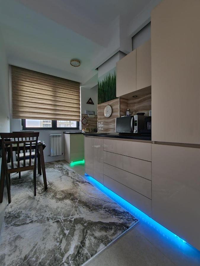 Faleza Nord Apartament De Lux Nou Pe Malul Marii 콘스탄차 외부 사진